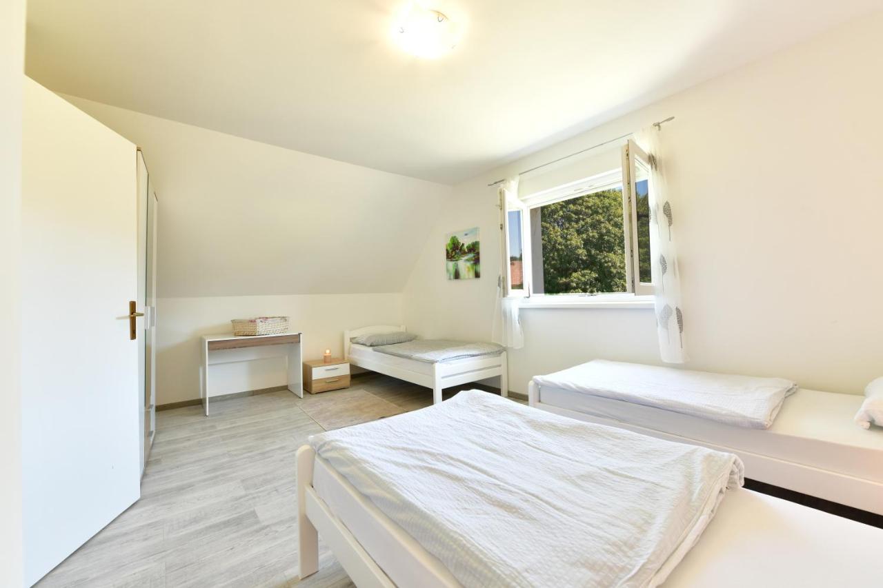 Kuca Za Odmor Roby Apartment Saborsko Bagian luar foto