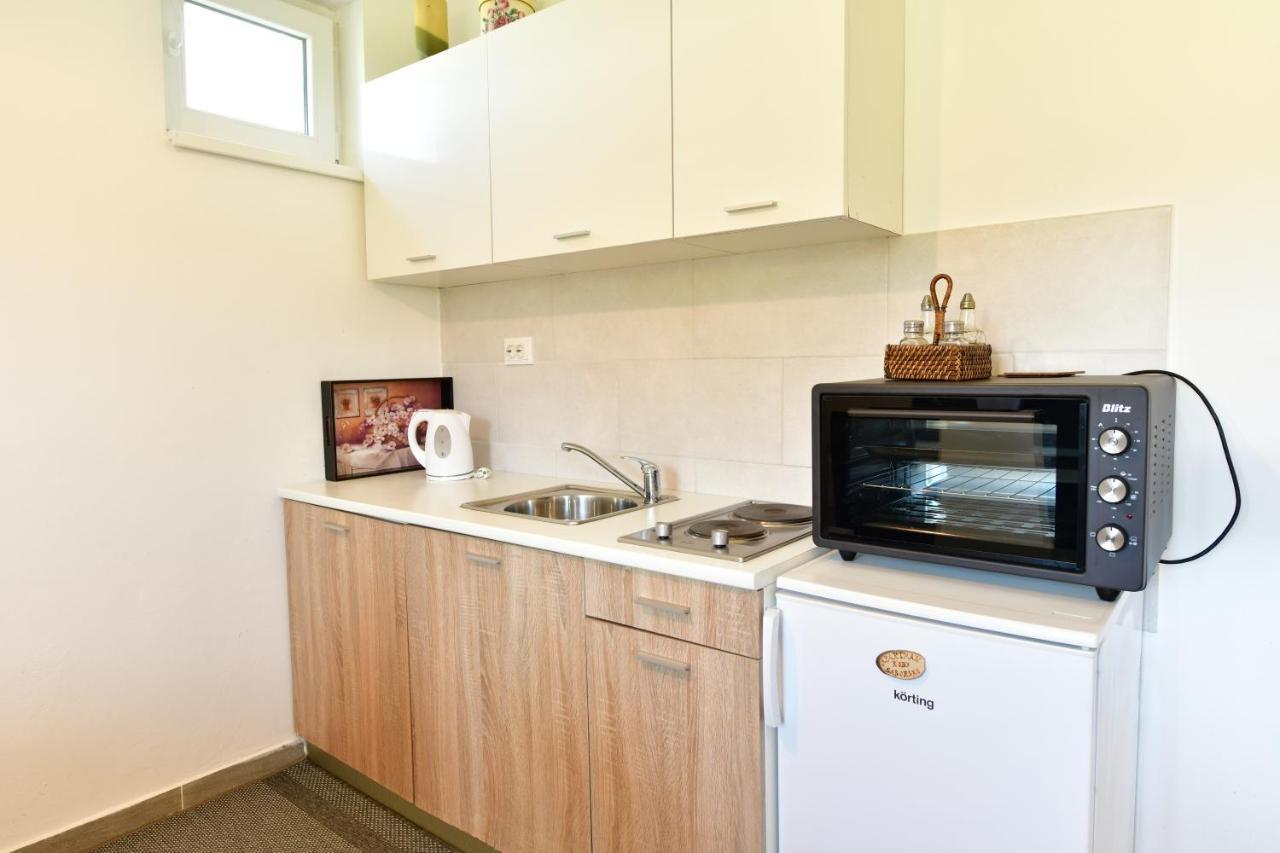 Kuca Za Odmor Roby Apartment Saborsko Bagian luar foto